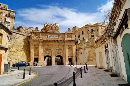 Victoria Gate