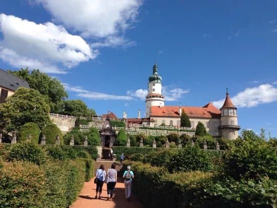 Zamek Nove Mesto Nad Metuji