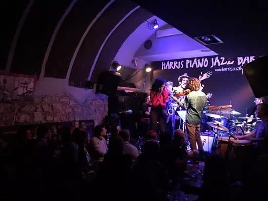 Harris Piano Jazz Bar