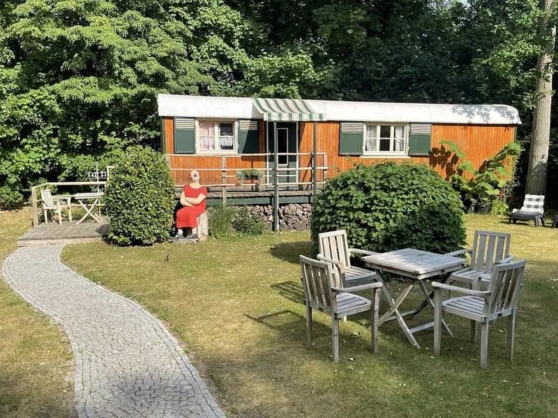 Zirkuswagen am Landhaus Labes