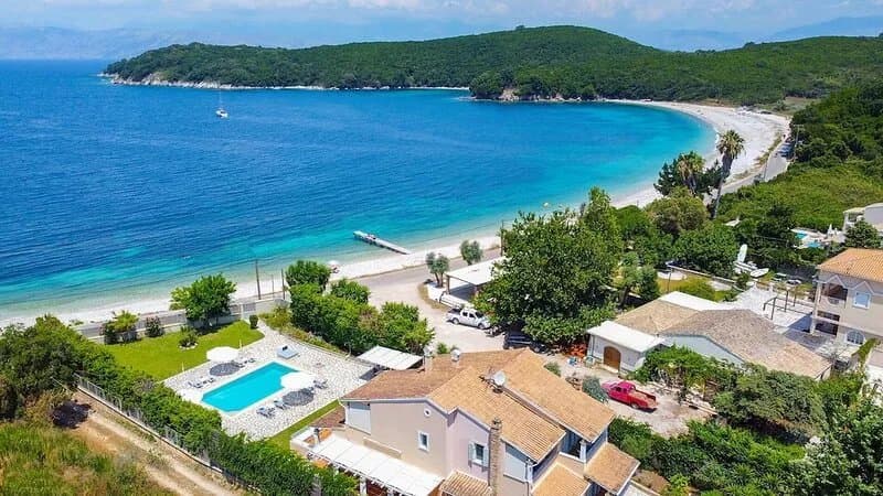 Lovely Beachfront Villa,superbly Located Steps Away From The Crystal Clear Sea.