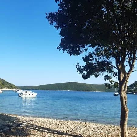 Luka Beach
