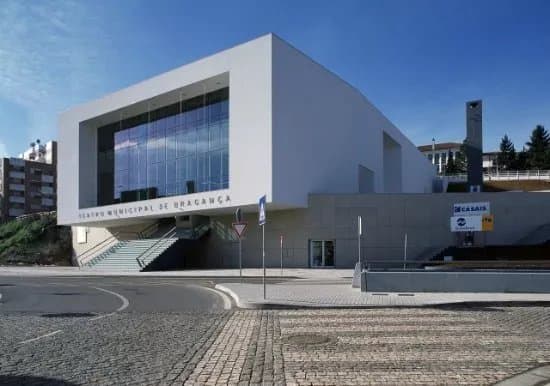 Teatro Municipal de Braganca