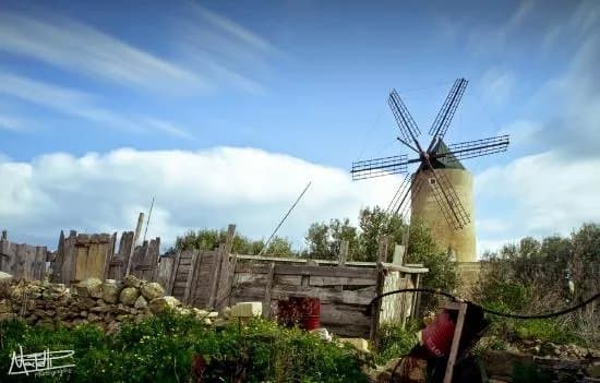 Qala Windmill (Ta ' Randu Windmill)