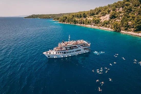 Blue Lagoon by Max Nautica