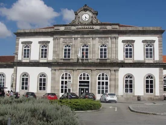 Campanha Railway Station