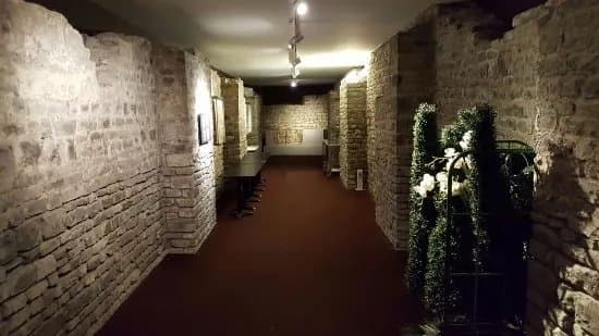 Sint Donaas Ruines