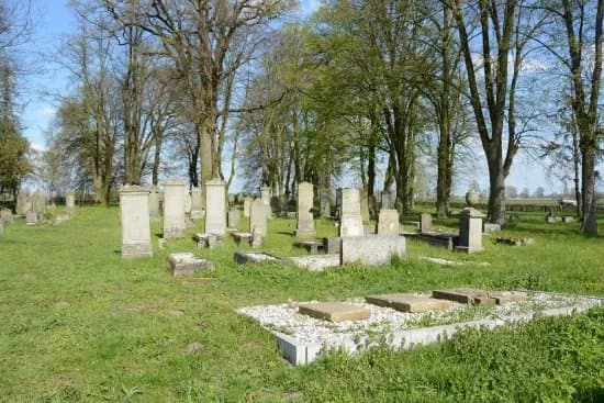 Mennonite Cemetery