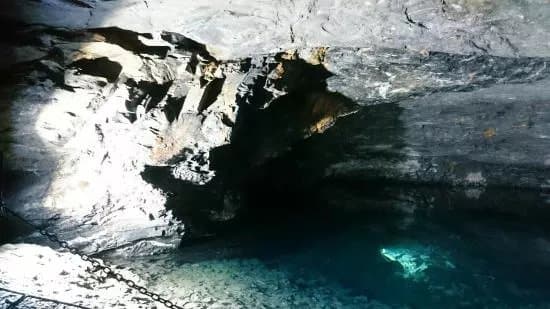 Carnglaze Caverns
