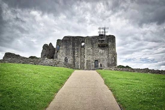 Dundonald Castle and Visitor Centre