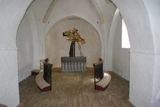 Knebel Kirke