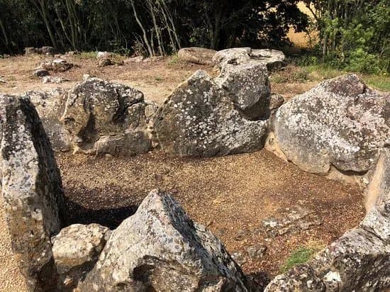 Dolmen De Los Llanos
