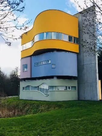 Wall House