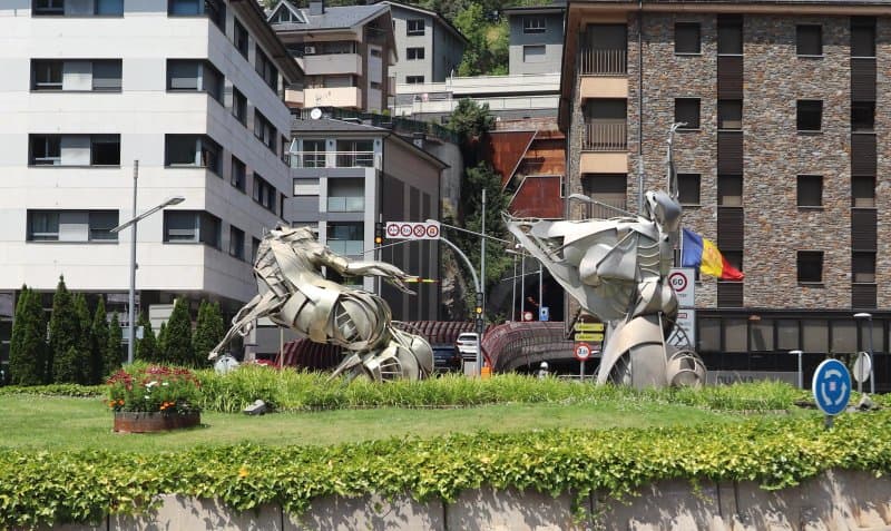 Calidea Y La Dama Del Hielo