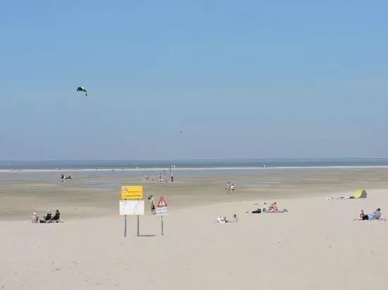 Vuurtorenweg Texel Beach