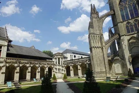Cloister of la Psalette