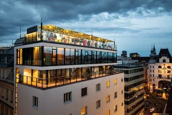 LAMEE ROOFTOP MINIBAR