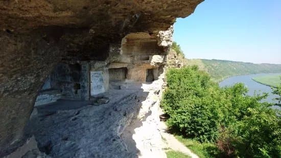 Tipova Monastery