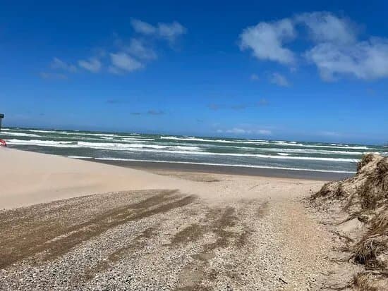 Tversted Strand