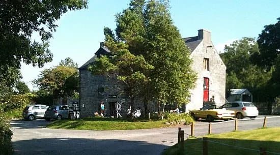 The Russell Gallery
