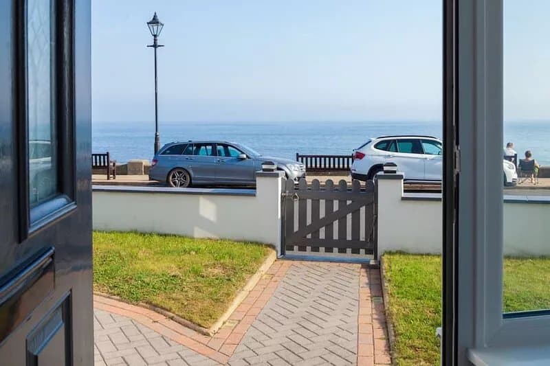 Glevum - a holiday cottage that sleeps 6 guests in 3 bedrooms