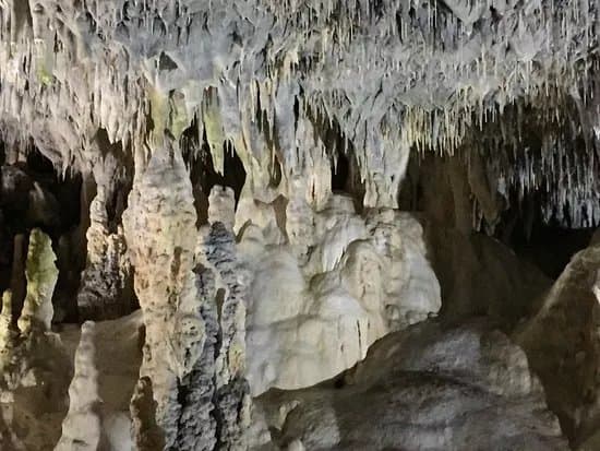 Cave Snejanka