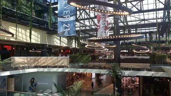 Park Lake Mall