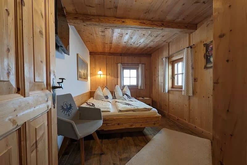 Alpine chalet with its own garden
