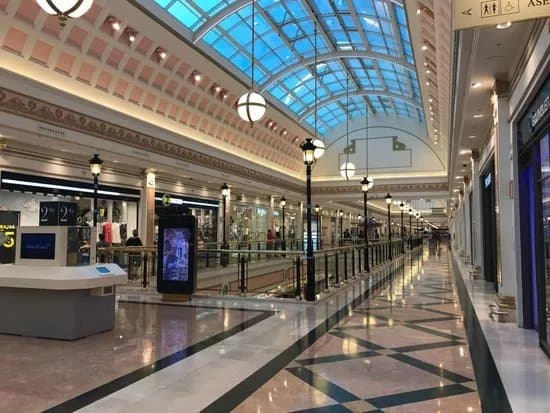 Centro Comercial Gran Plaza 2