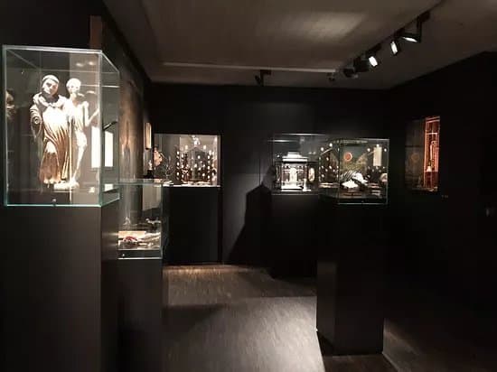 Me Collectors Rooms