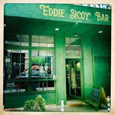 Eddie Sicoy Bar