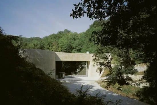 Krapina Neanderthal Museum