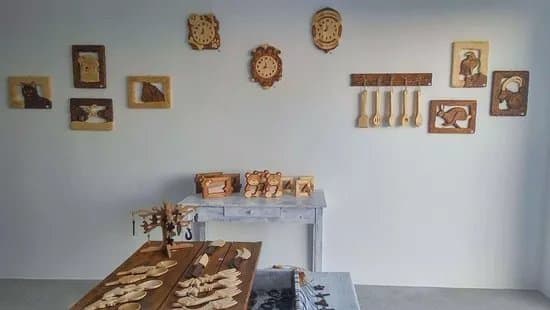 Pelekis Wood Lab Wood Carving Workshop