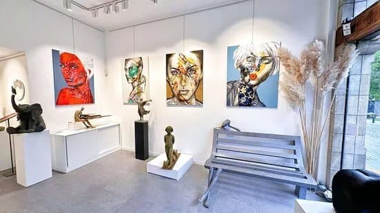 Art Yi Gallery