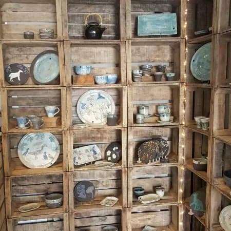 De la terre, des toiles Atelier-Boutique