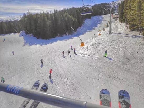 TSAKIRIS Ski & Snowboard