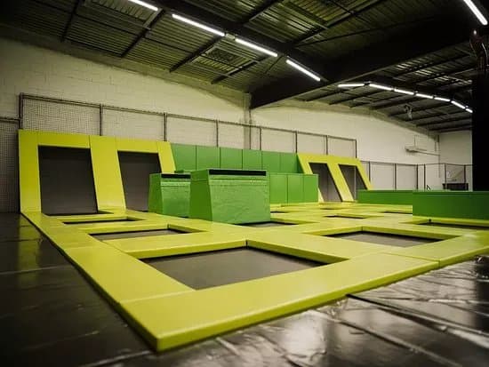 POSITIVE PARK - Trampoline, Warrior, Kid's Park & LaserGame