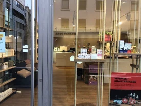IMI Beauty Concept Store