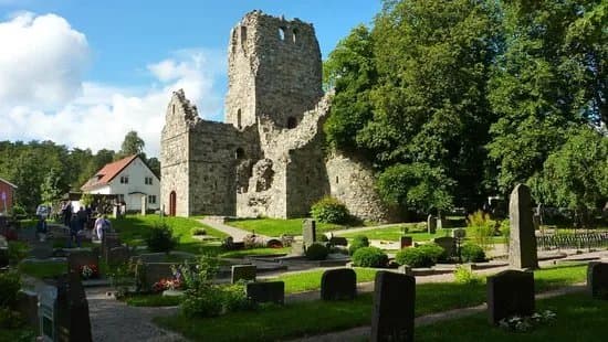 S:t Olofs Church Ruins