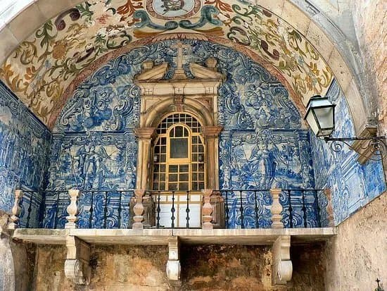 Porta da Senhora da Piedade (Porta da Vila)
