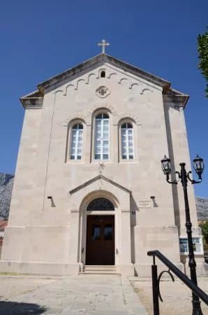 Crkva Pomocnice KrScana