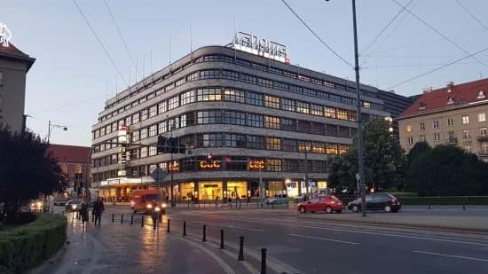 Renoma Shopping Mall