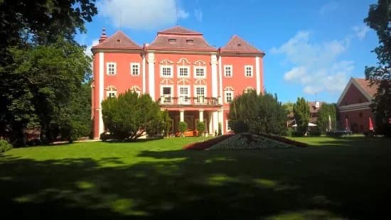 Zamek Detenice