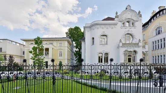 Resoart Villa