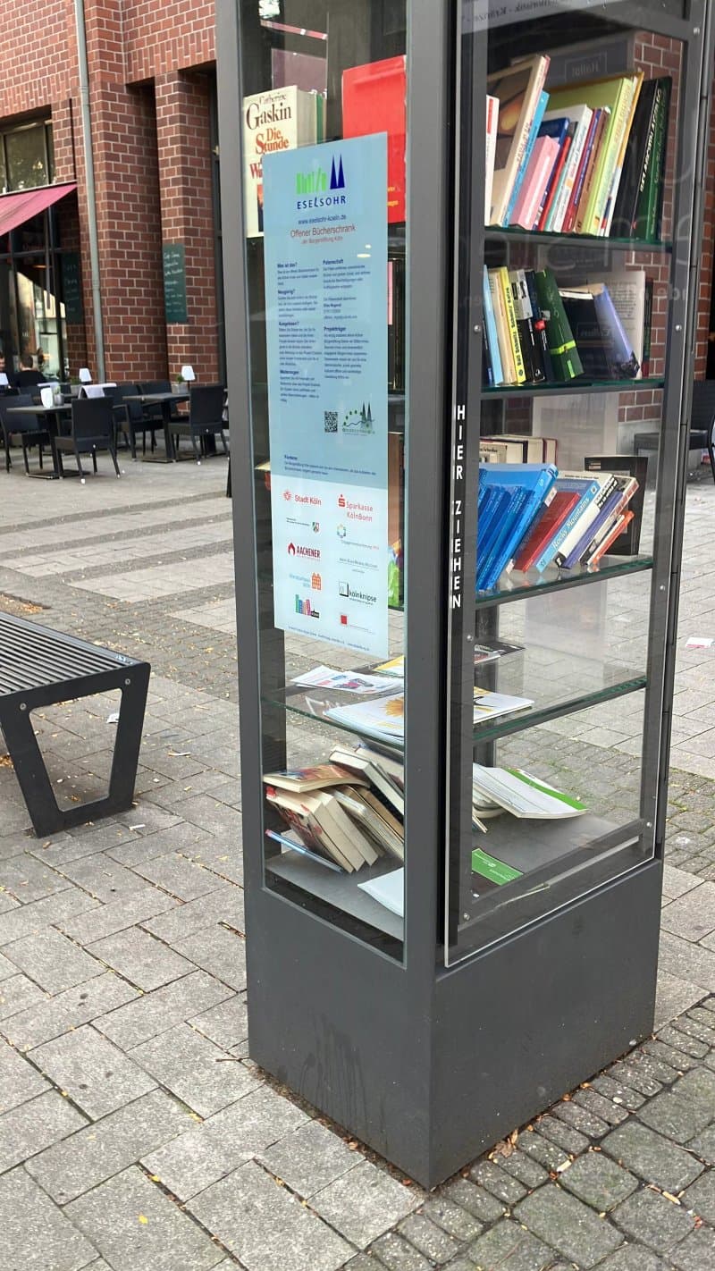 Bucherschrank Hohe Strasse