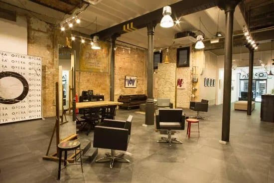 Opera Lounge
