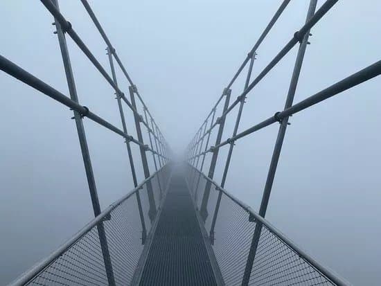 Sky Bridge 721