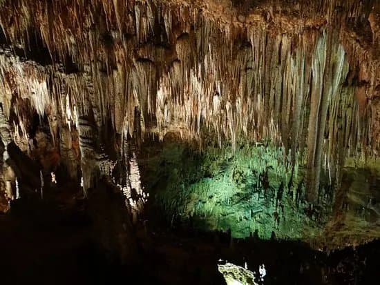 Cueva de Valporquero