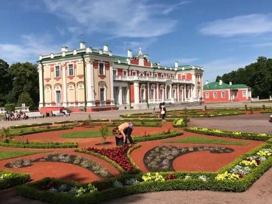 Kadriorg Palace