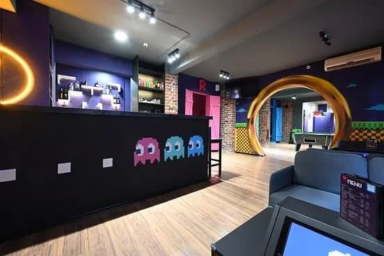 Retro Gaming Bar